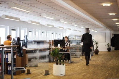Back to the Office, Back to Discontent? Analyzing Employee Reactions to Return-to-Office Policies featured image